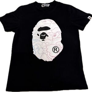 A Bathing Ape short sleeve black crew neck tee. Size M